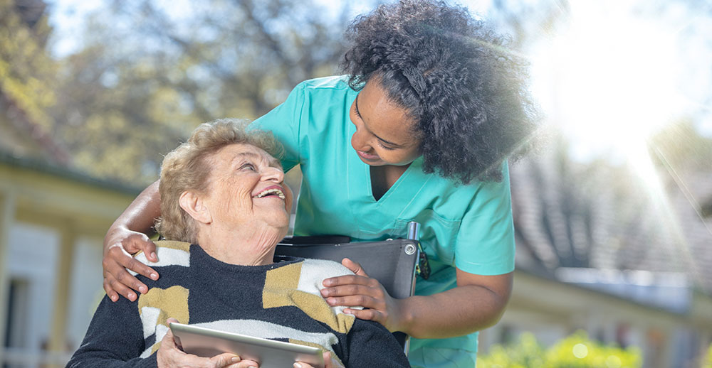 carer with elderly lady